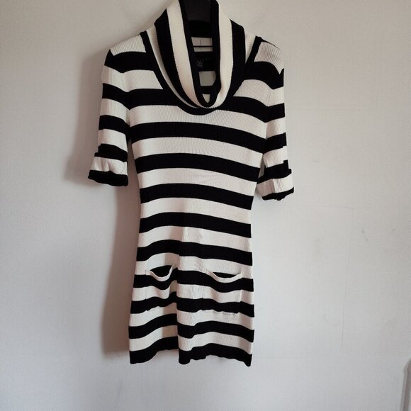 Ladies SZ PM Inc Black/Cream Cowl Neck Stripe Short-Sleeve Tunic … - Picture 1 of 3